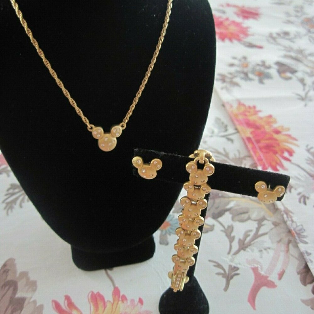 Flash Sale Swarovski & Disney Mickey Mouse Necklace, Bracelet, Earrings RARE - Picture 2 of 12